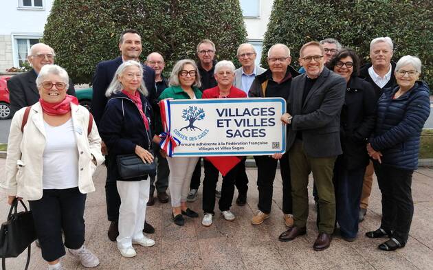 Un moment symbolique à ÉPRON (14) !